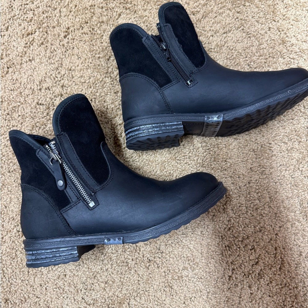 Bos & Co Women's Black Ankle Boots size 7